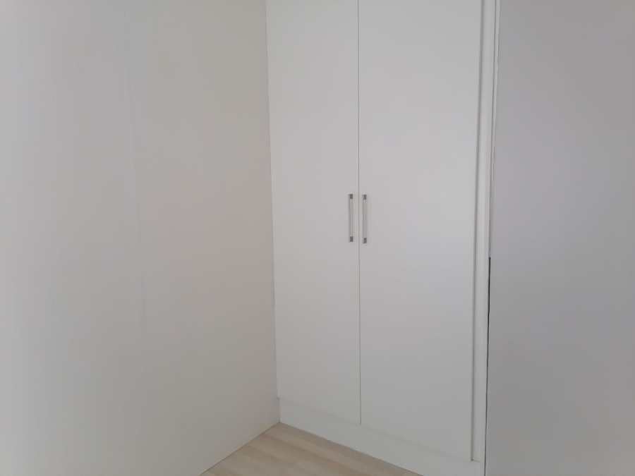 To Let 1 Bedroom Property for Rent in Crawford Western Cape